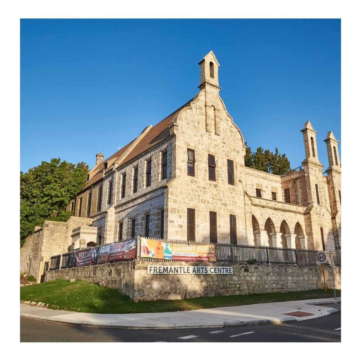 photo of the front view of the fremantle arts centre building